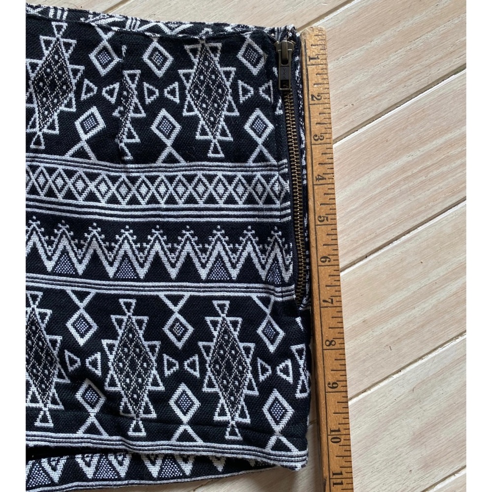Billabong Tribal Aztec Print Knit Cotton Shorts -M - Picture 7 of 10